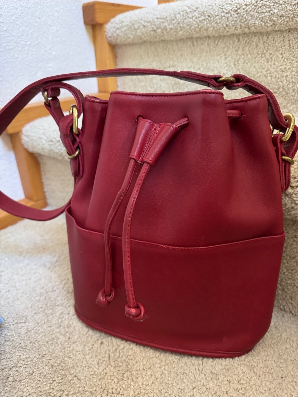 COACH VINTAGE DRAWSTRING BAG GORGEOUS RED COWHIDE LIKE NEW
